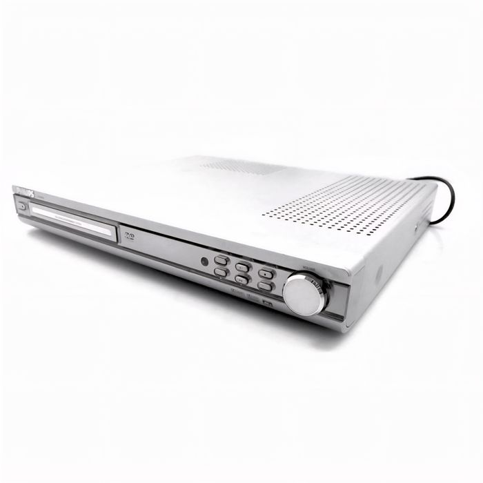 Домашний кинотеатр Philips LX3600D — отличное качество звука.