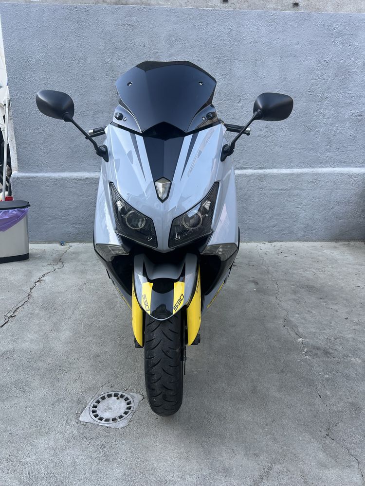 Yamaha T-max 530