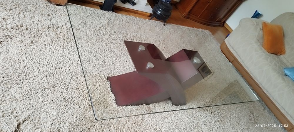 Mesa de sala em vidro