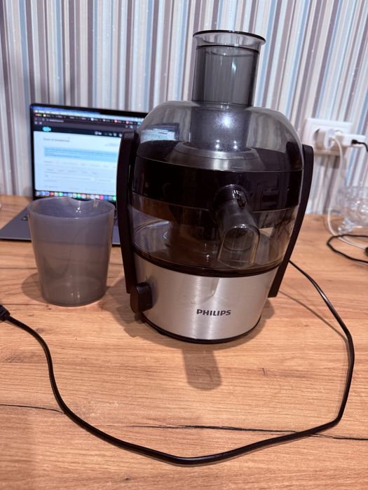 Соковижималка  PHILIPS HR1836