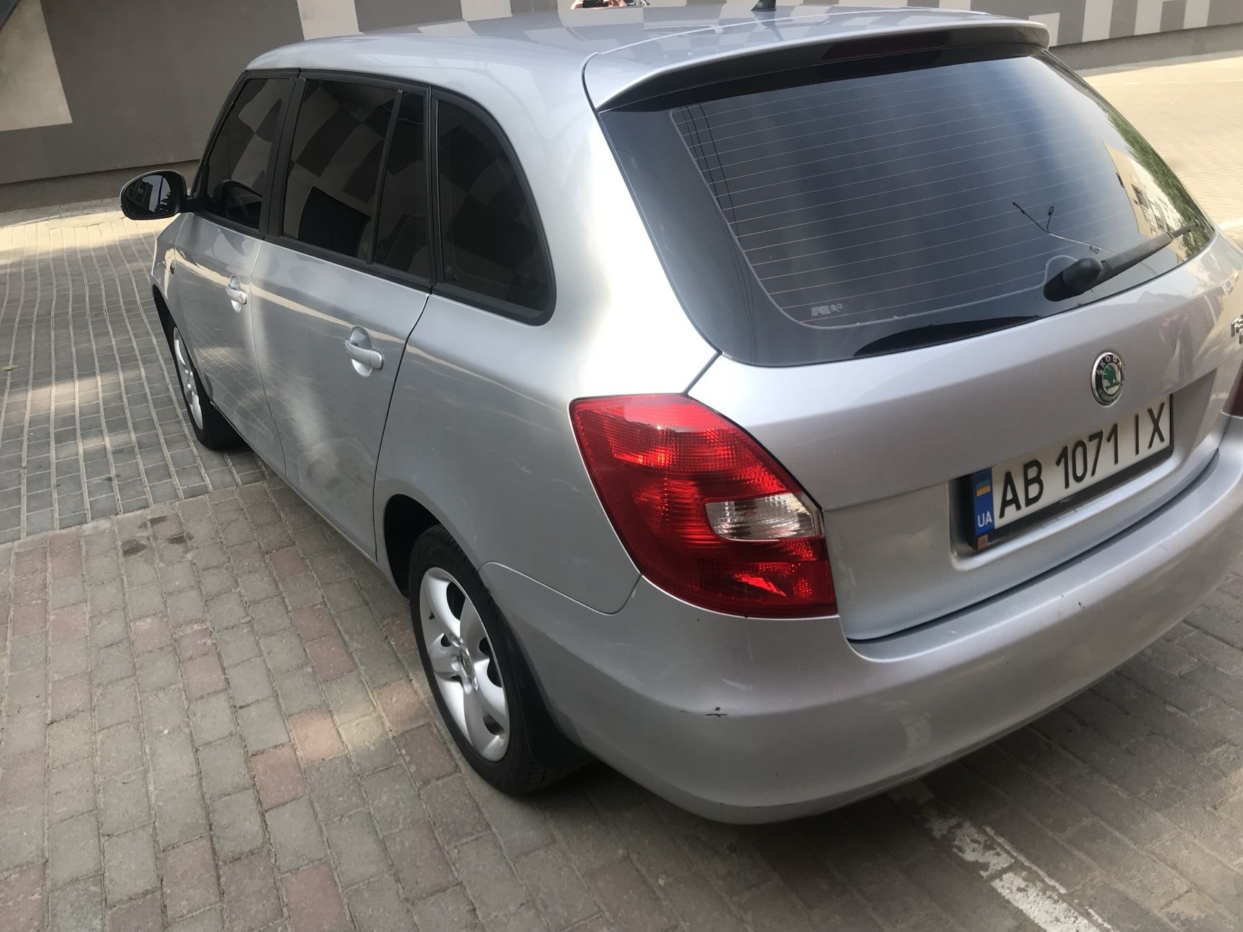Оренда автомобіля під таксі та власні потреби