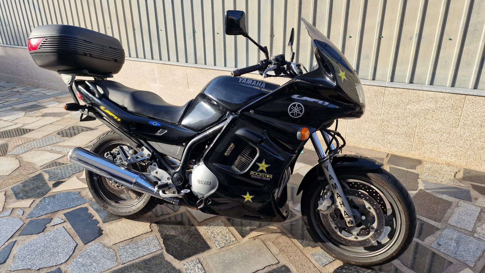 Yamaha Divertion 900