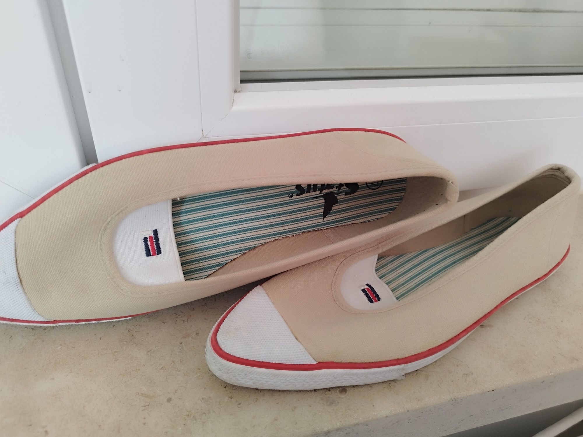 Sapatilhas beje verão