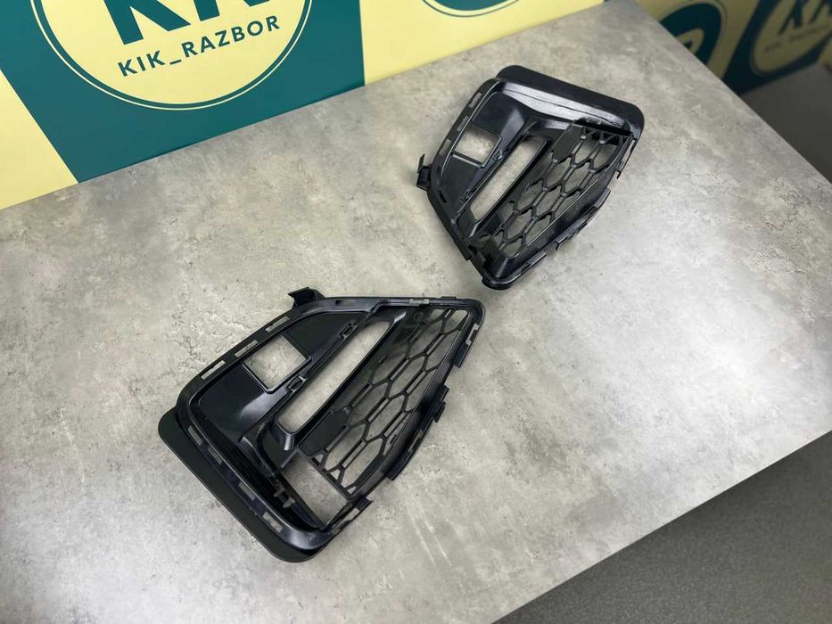 Решітка в бампер ( ліва права ) - М paket - BMW 3 ( G20 / G21 )
