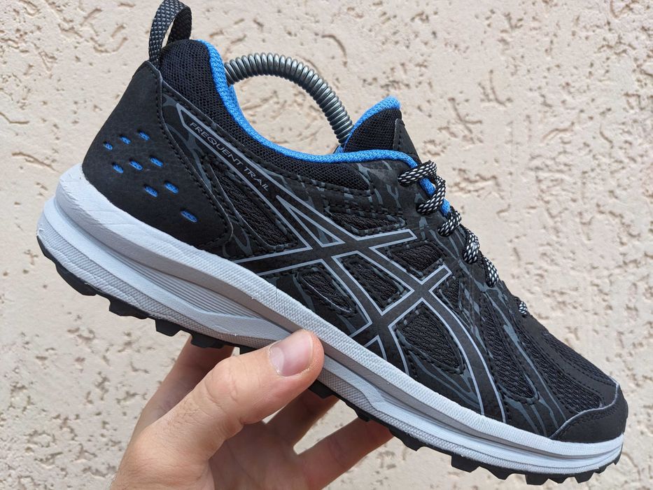 Asics Gel 40 / 25.5см Женские беговые кроссовки