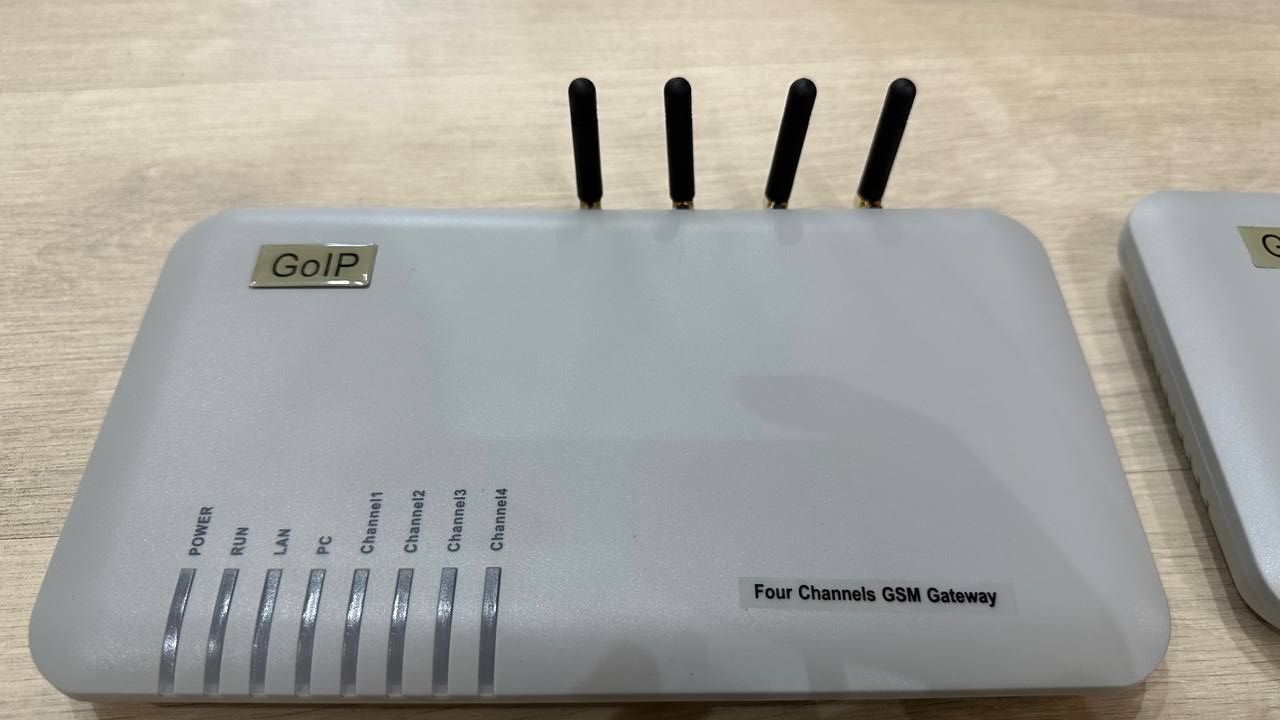 GSM Goip 4 (x4), Goip 8 (x1)