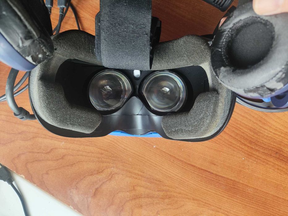 HTC VIVE Pro Starter kit + vive wireless adapter