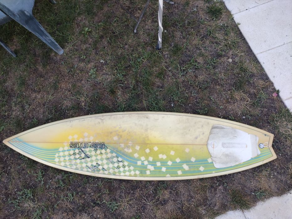 prancha de surf 6'0 red eyes