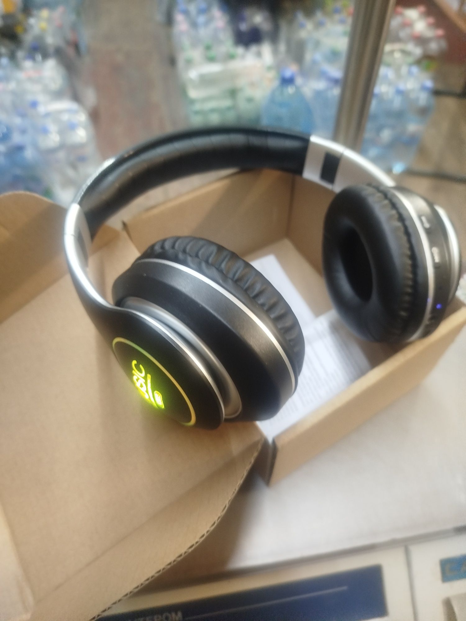 Бездротові Bluetooth навушники
Навушники Bluetooth
Навушники Bluetooth