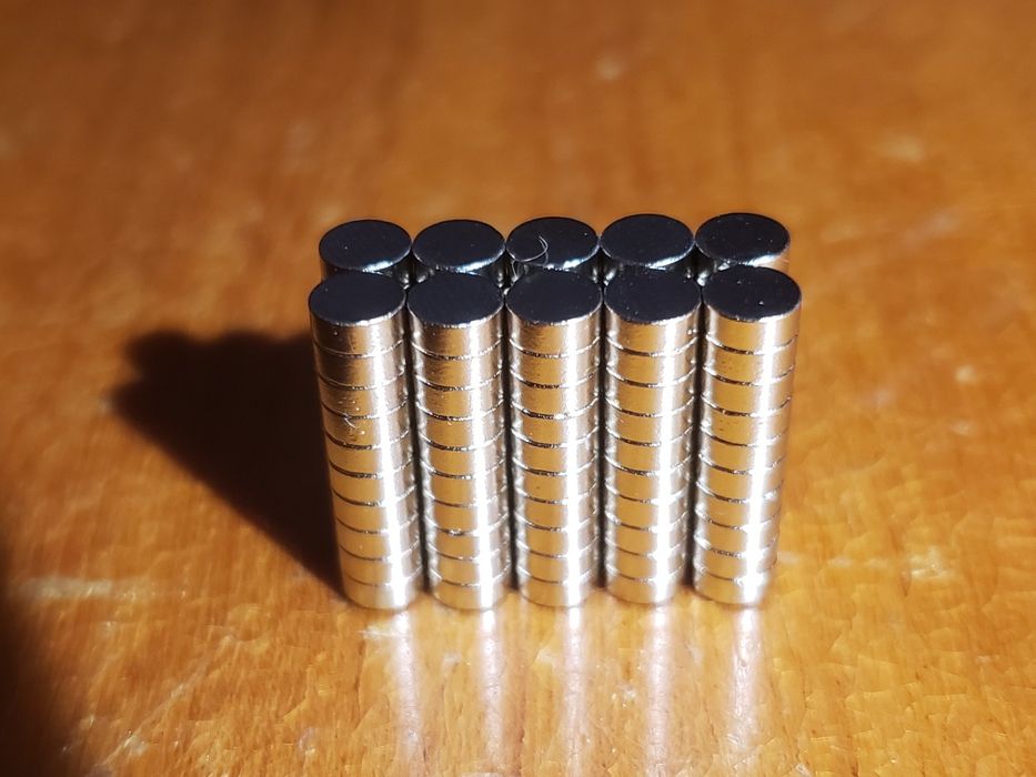 100x ímanes de neodímio 4x2 mm