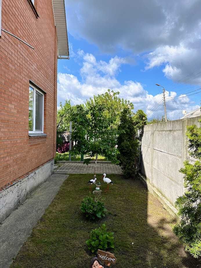 Продам новий будинок в Бровари , р-н Старий центр
