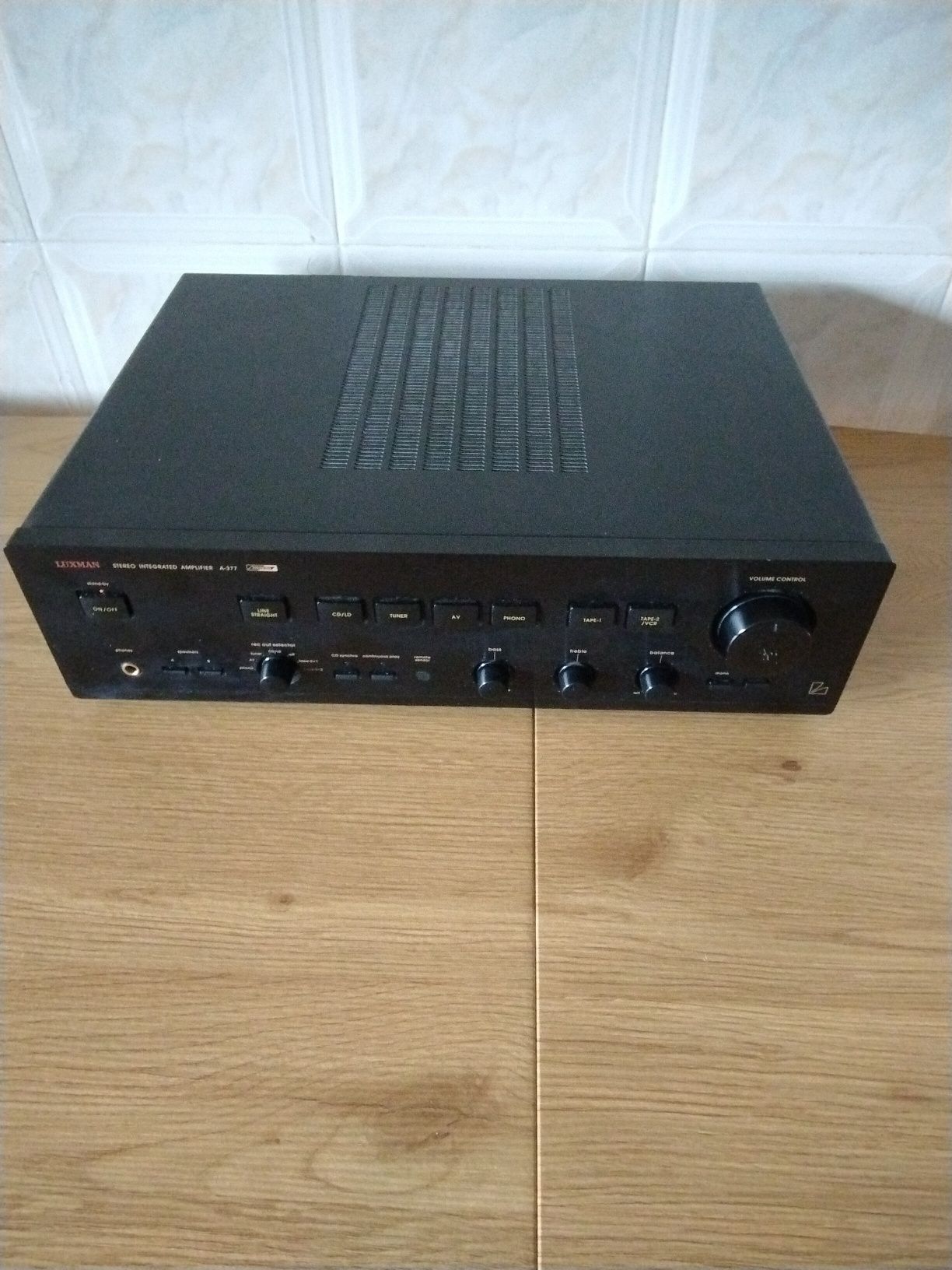 Amplificador integrado Luxman A-377