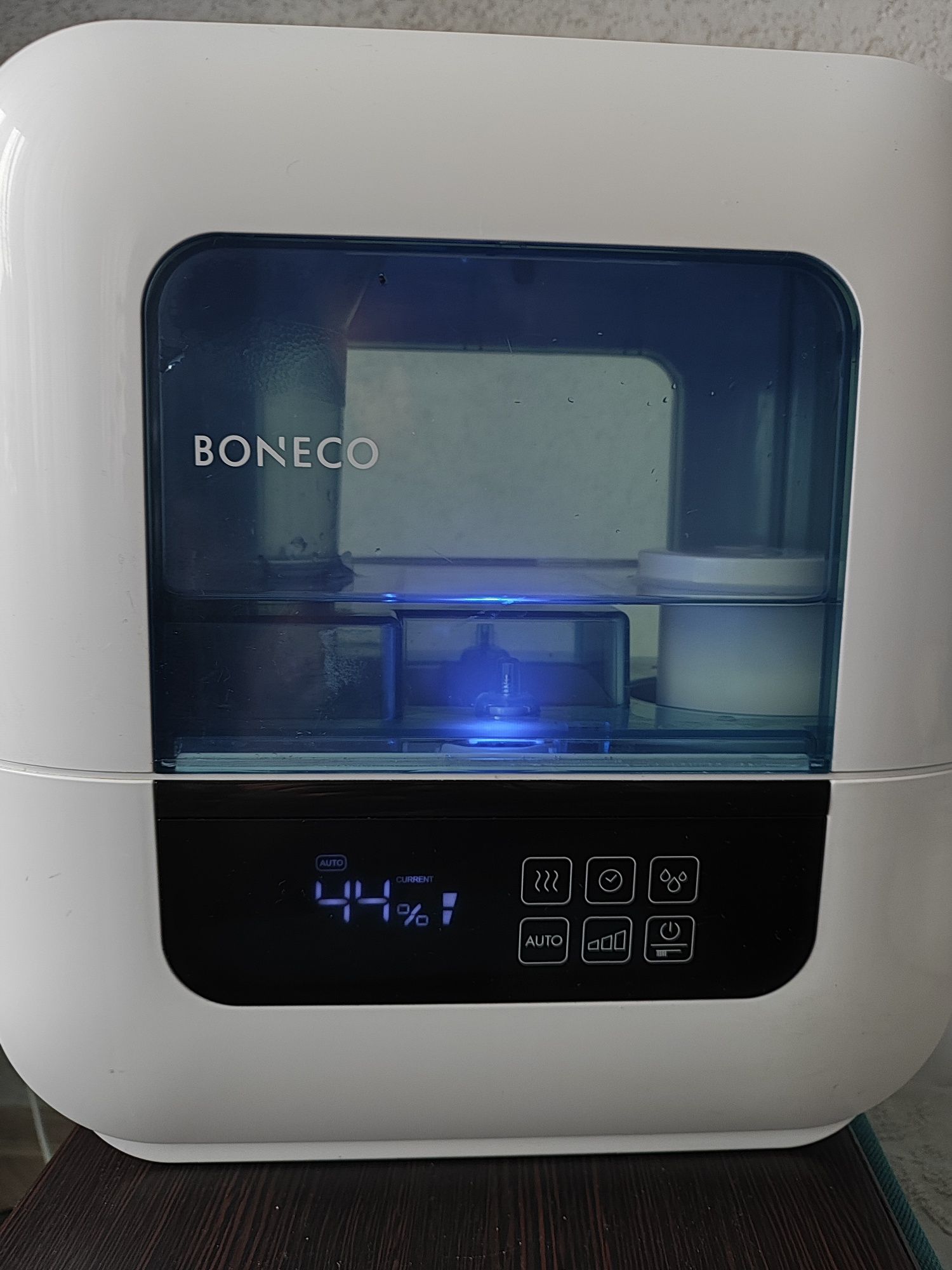 Зволожувач повітря Boneco U700