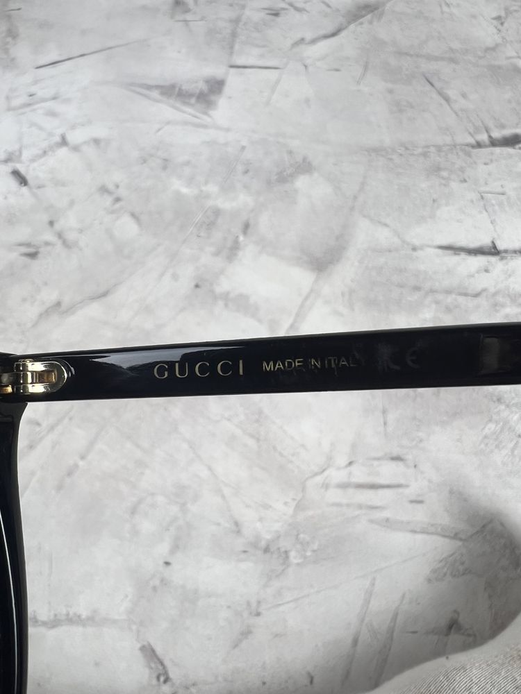 Gucci sensual romantic sunglases