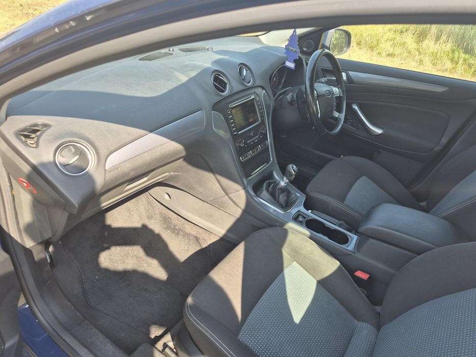 Ford mondeo mk4 lift  1,6 tdci manual anglik