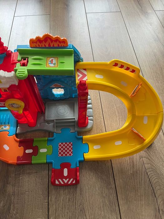 vtech tut tut autka, remiza strażacka 60813