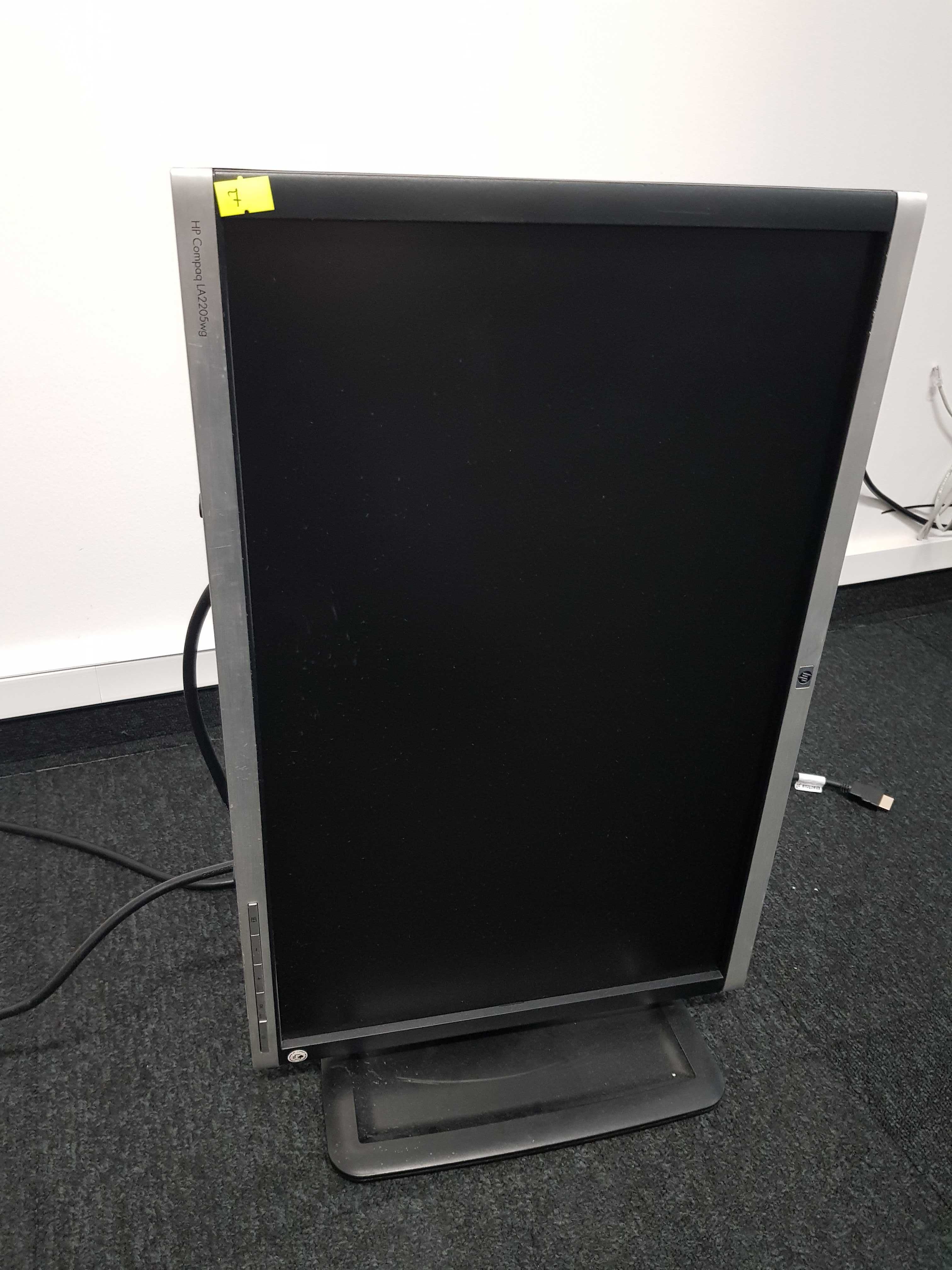 Monitor HP compaq la2205wg używany monitor n7