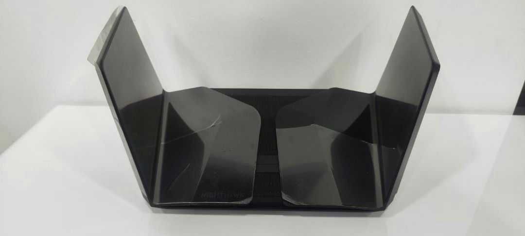 Router Netgear Nighthawk RAX200 AX11000 Mb/s WIFI 6 AX Mocny zasilacz