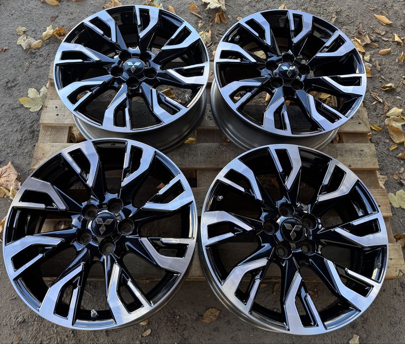 Mitsubishi R18 диски оригінальні