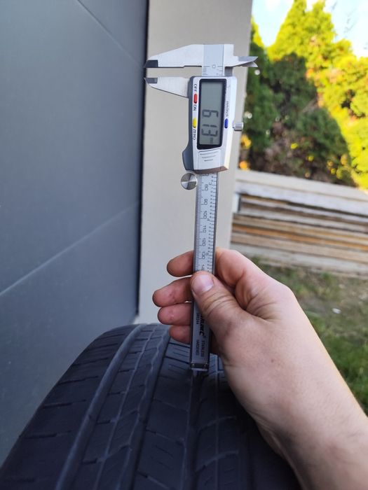 Opona Yokohama YK-HTX 225/65R17