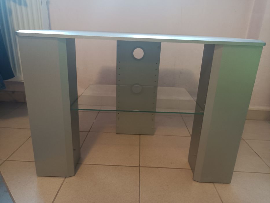 Stolik pod telewizor/mały stolik