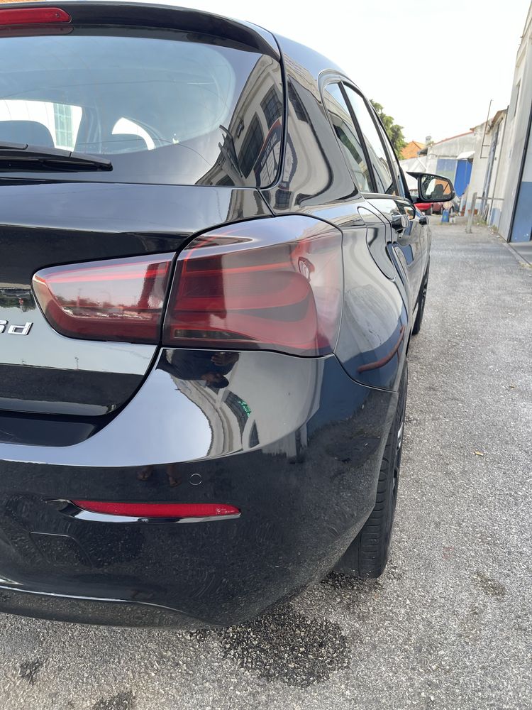 BMW serie 1 F20 116d Efficient dynamics Sport 5 portas