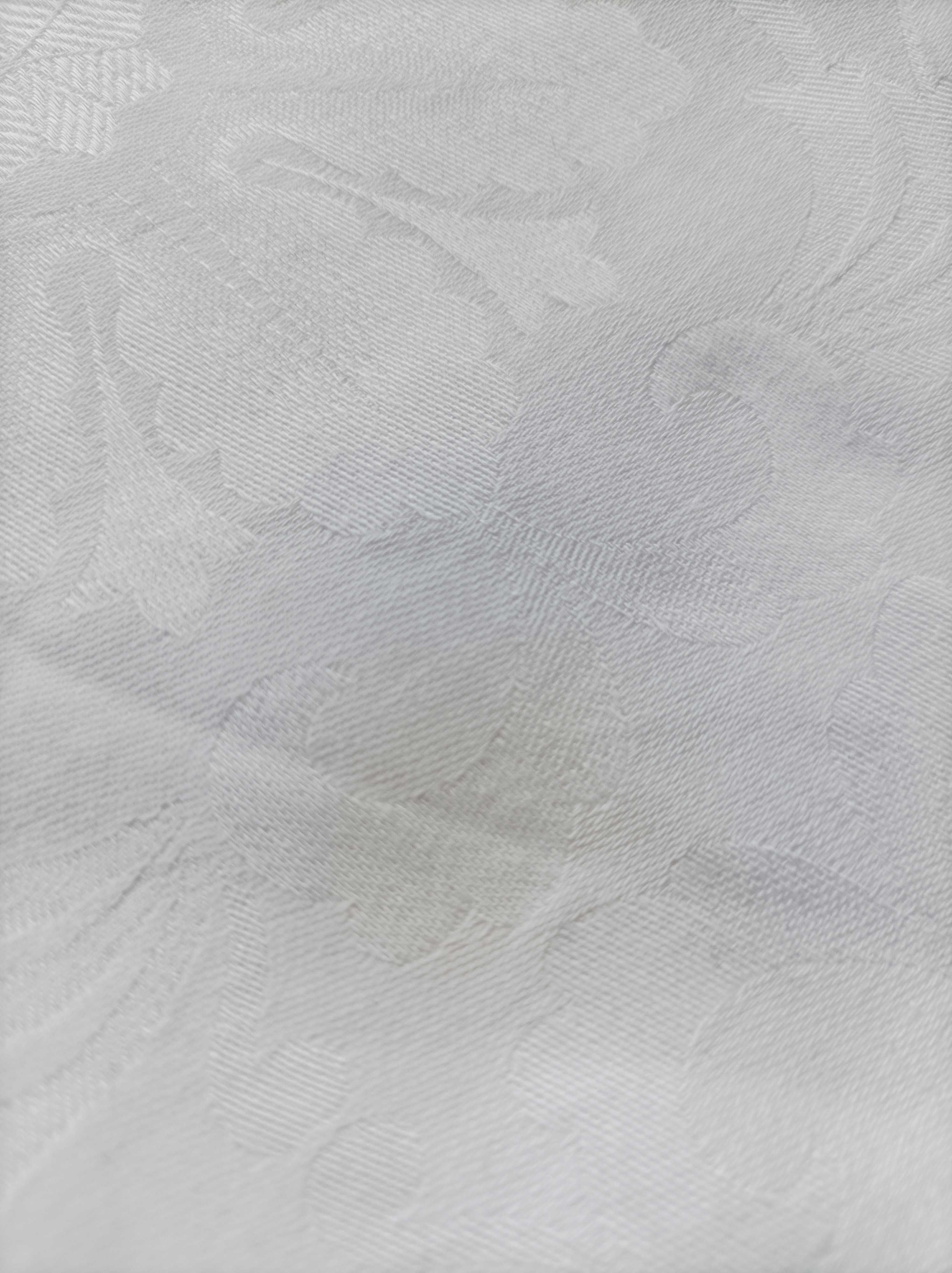 Biały obrus 120x80 cm