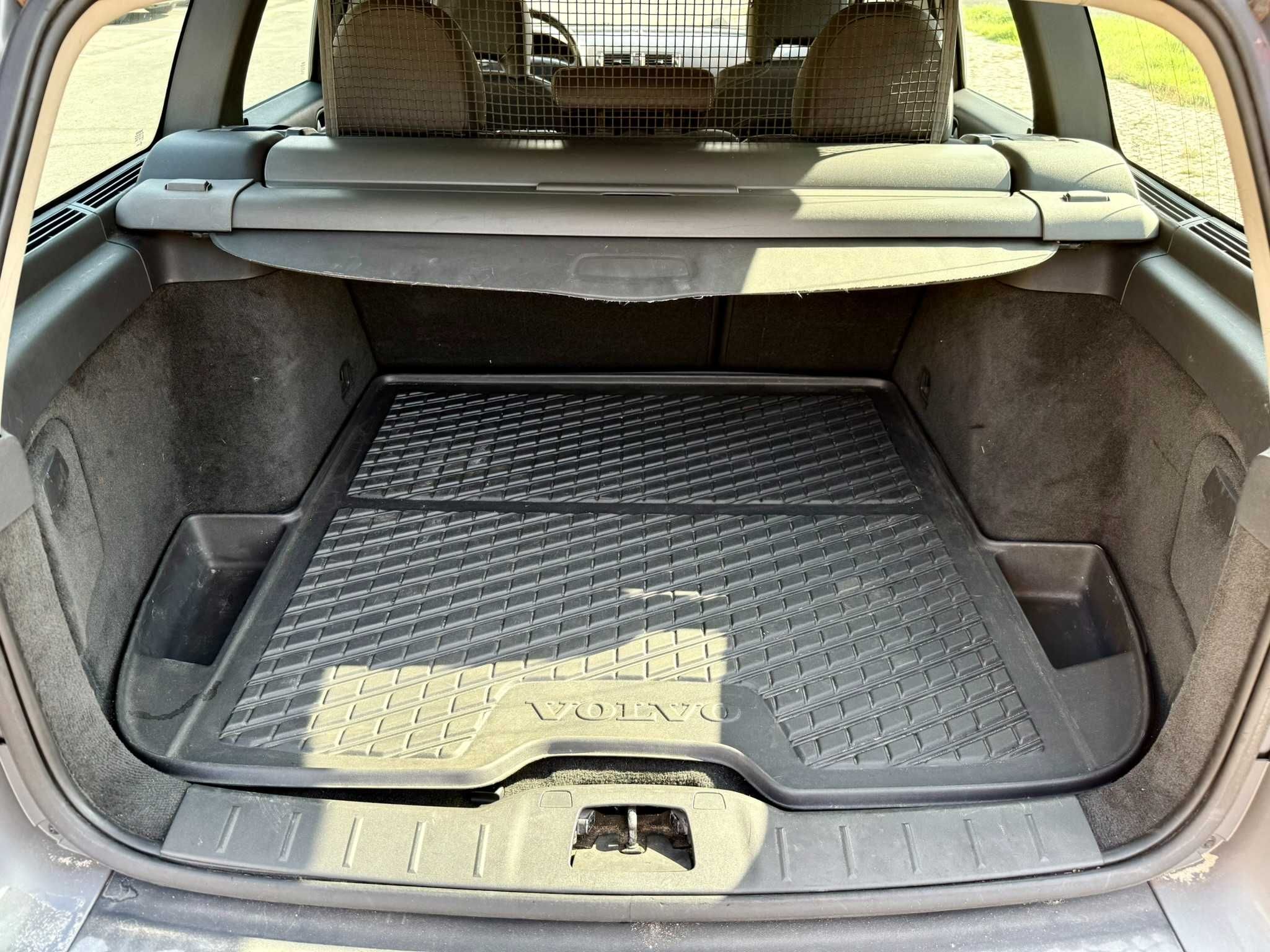 2004 Volvo V50 2.0D 136cv Momentum (Nível 3)