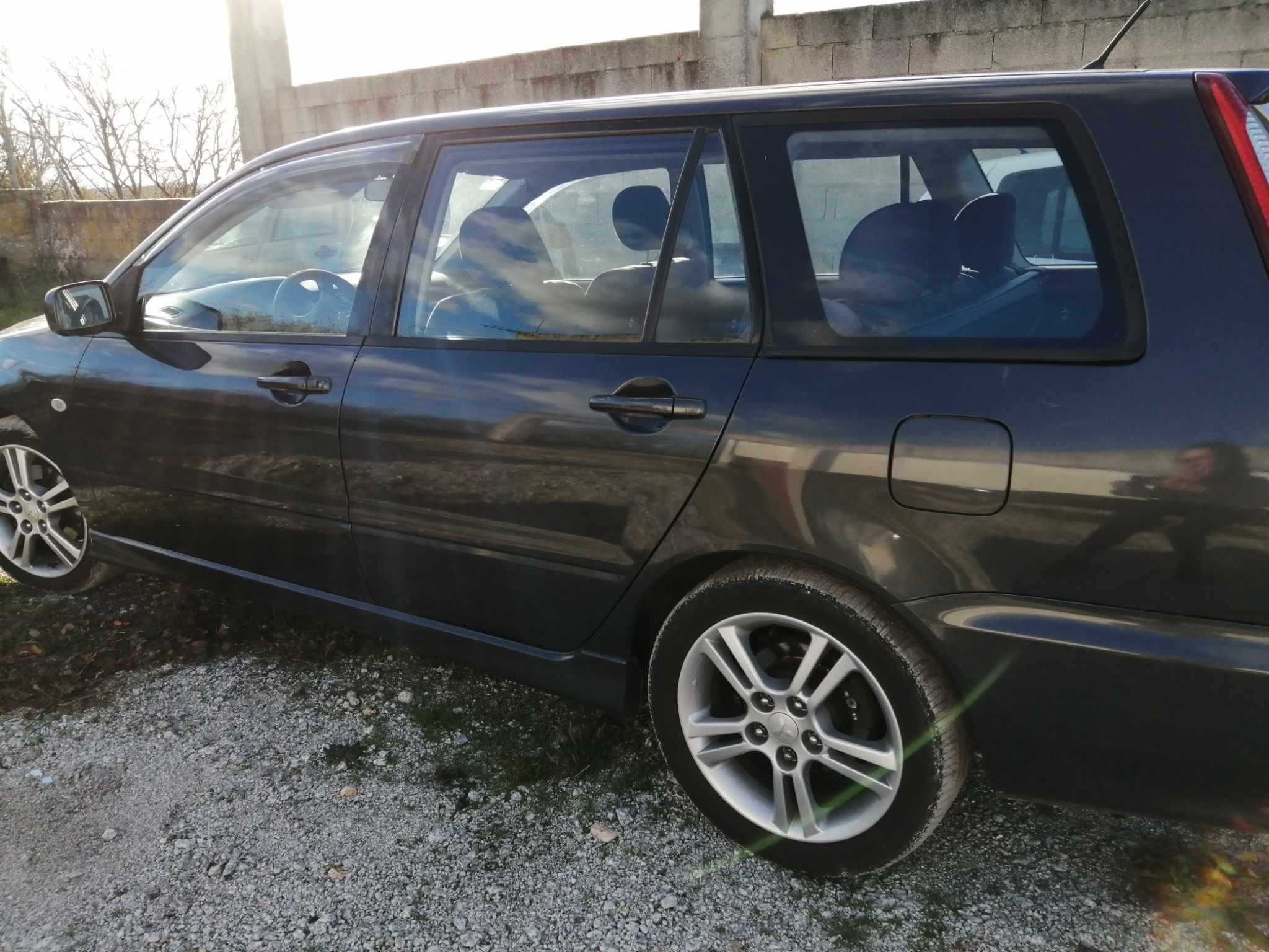 Para peças Mitsubishi Lancer SW 1.6 I ano 2004