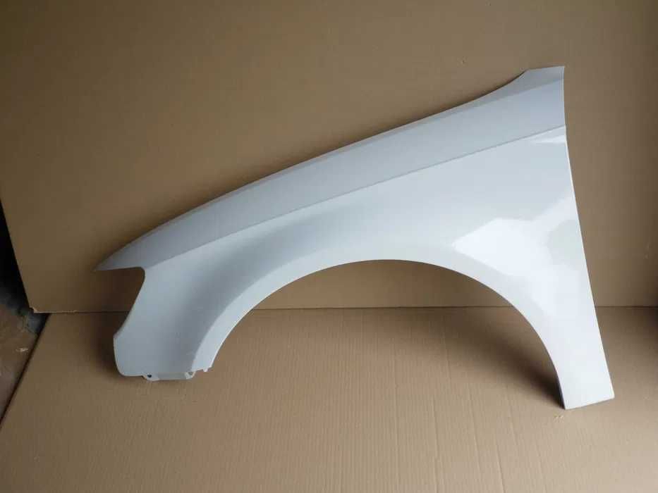 Audi A3 8V Sedan 12-20 błotnik lewy biały LS9R