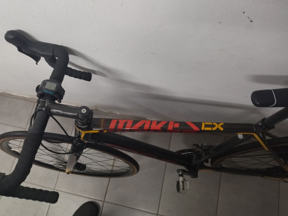 Bike de ciclo cross/gravel com rodas de alumínio