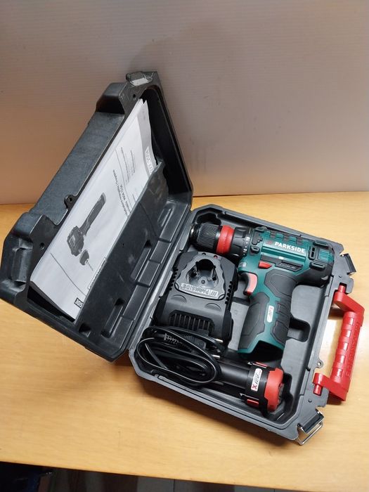 Aparafusadora Parkside 12v com bateria e carregador