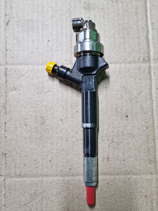 Форсунка Denso 8-97376270-3 / DCRI106130