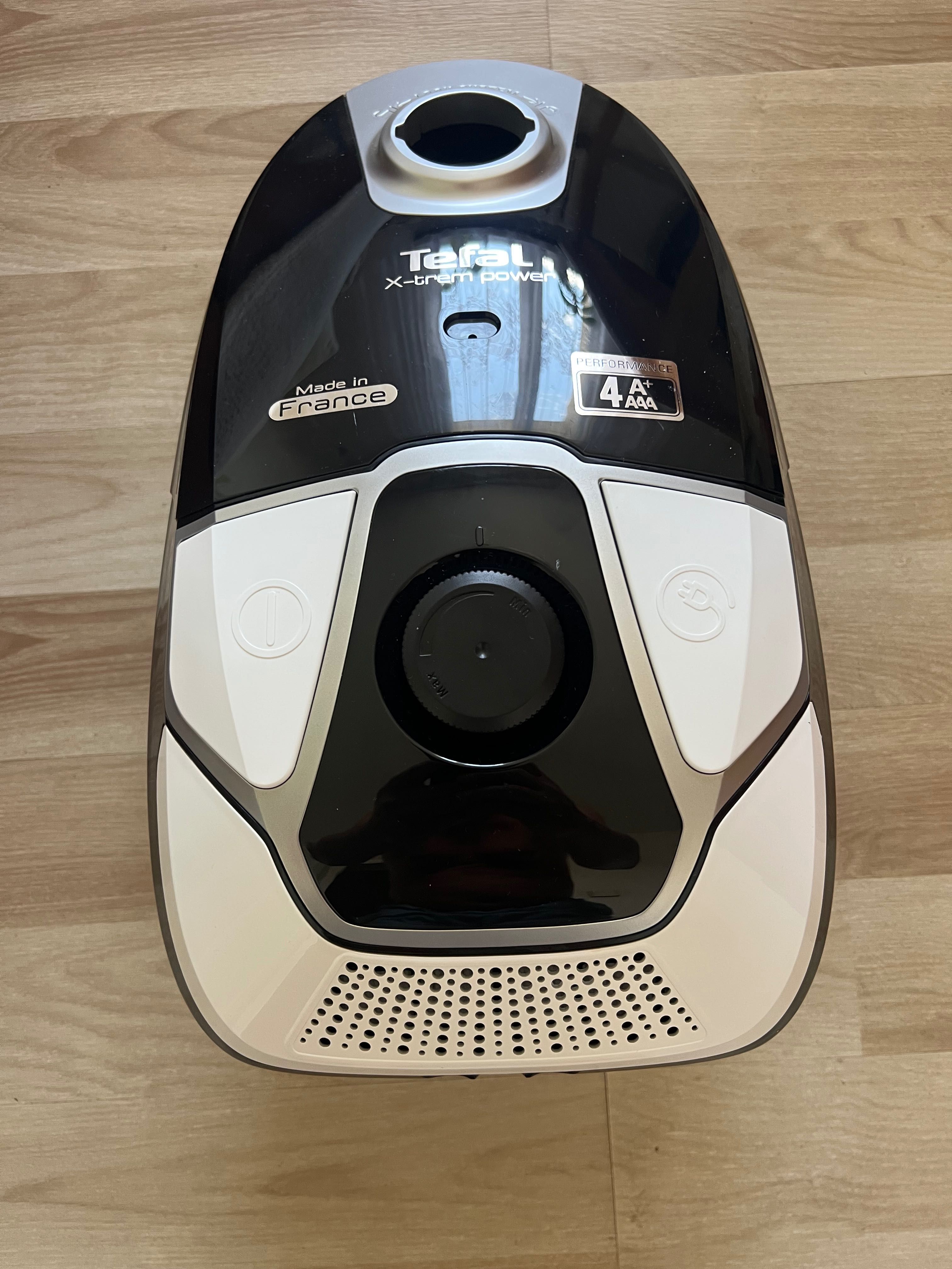 Odkurzacz Tefal Compact Power TW 900W  Nowy , cena Hit.