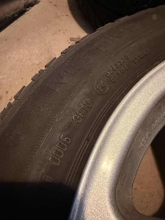 4xAluminiowe Felgi + Opony Zimowe Uniroyal 175/65/R15