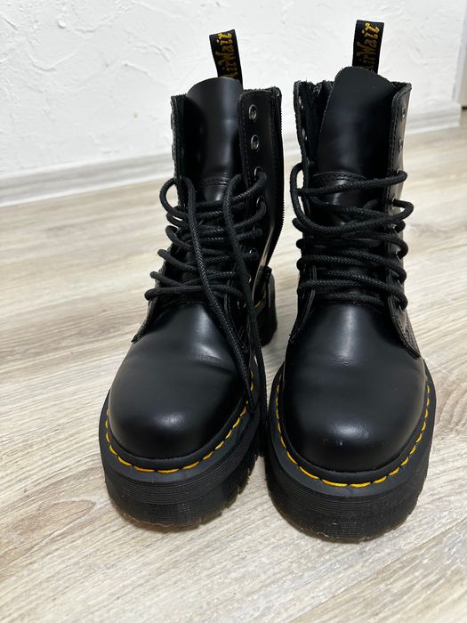 Dr. Martens Jadon (оригінал) – стильні черевики, 37 розмір