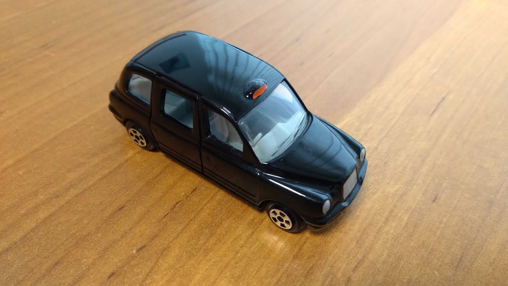 London Taxi TX1 Corgi 1:64
