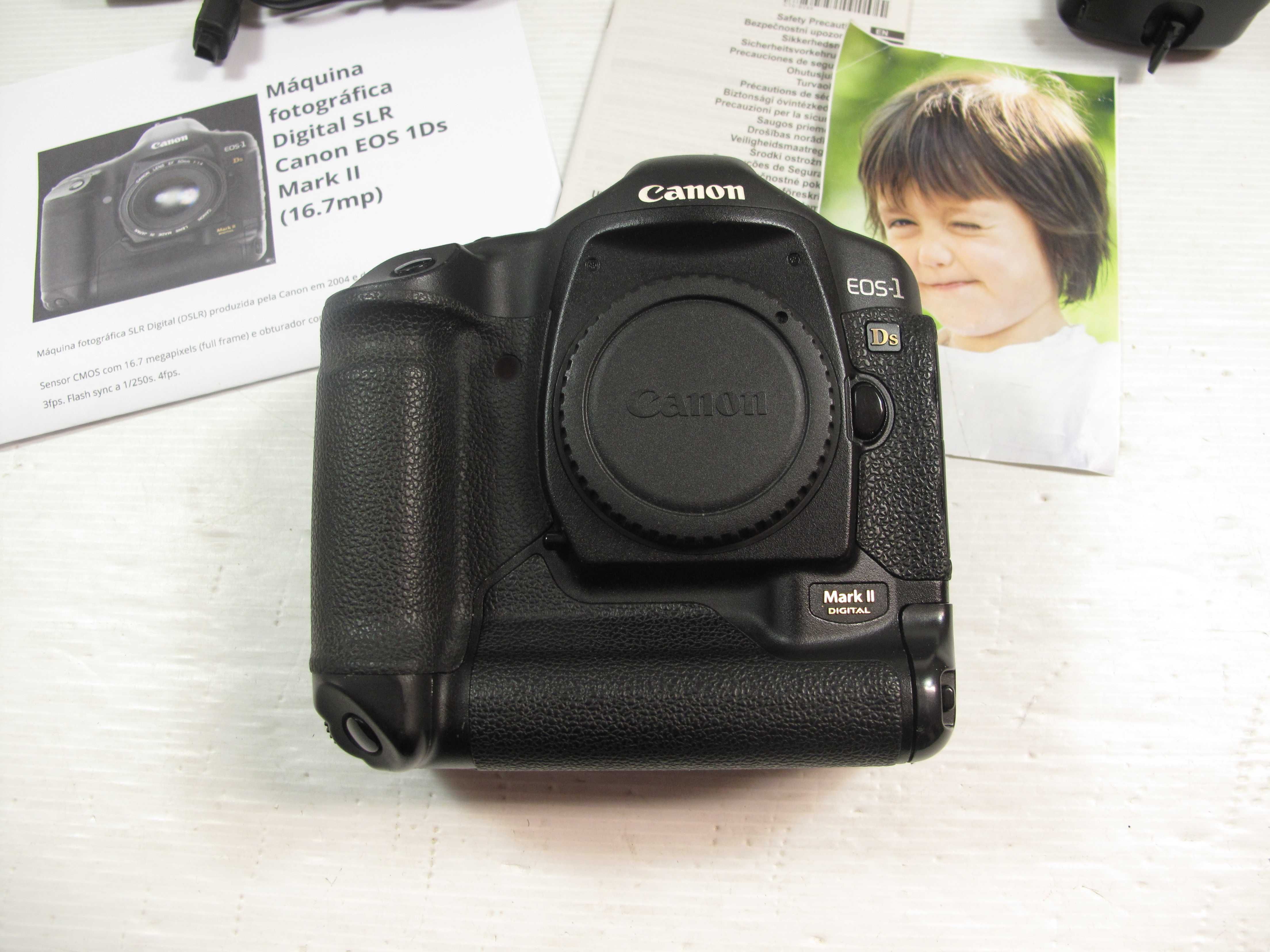 Canon 1D S Mark II (Fullframe) estado geral conforme fotos