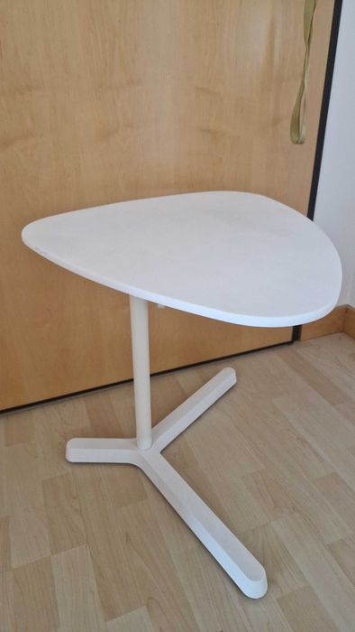 Mesa branca IKEA extensivel - modelo Svartasen
