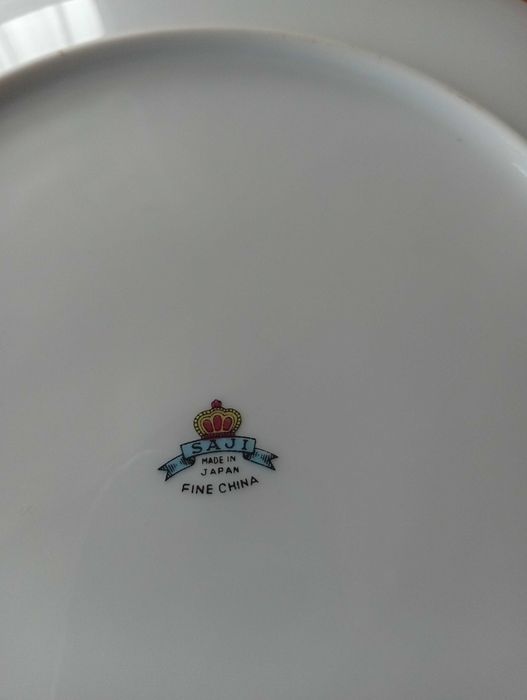 Talerz porcelanowy Saji Japan z wzornictwem  Imari