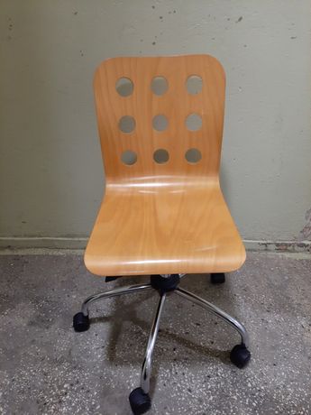Krzesło obrotowe drewniane