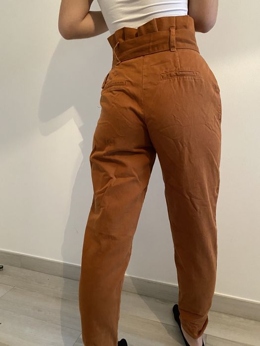 Calças de fato da Bershka