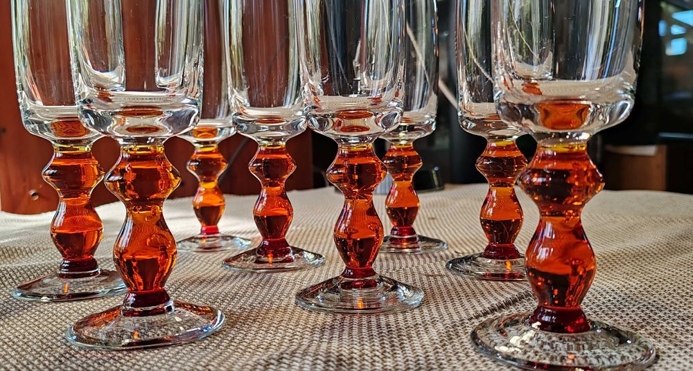 Kieliszki do szampana, pomarańczowa nóżka, Sadowski, Sudety PRL