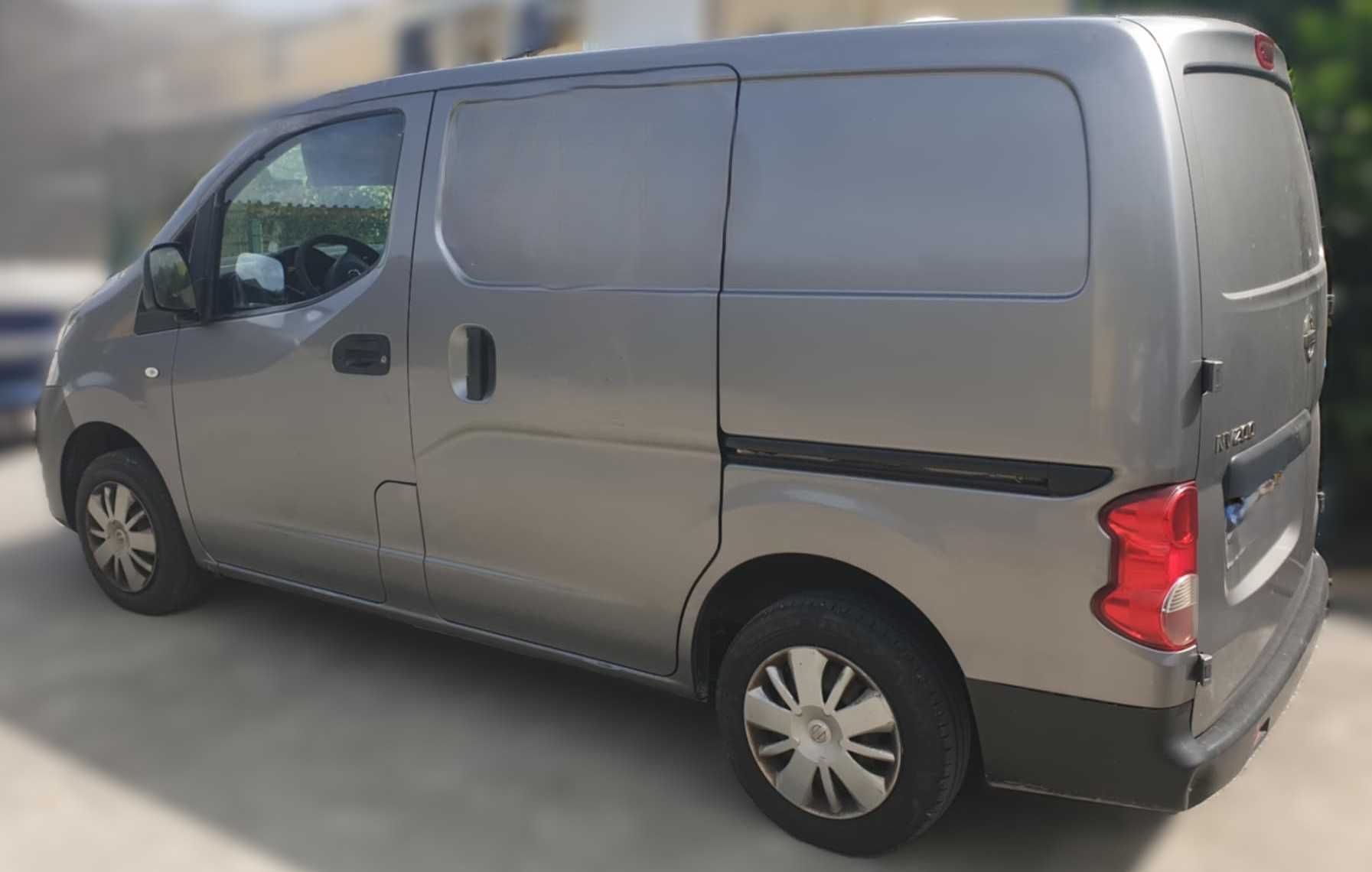 nissan NV200 de 2 lugares com 400 mil km