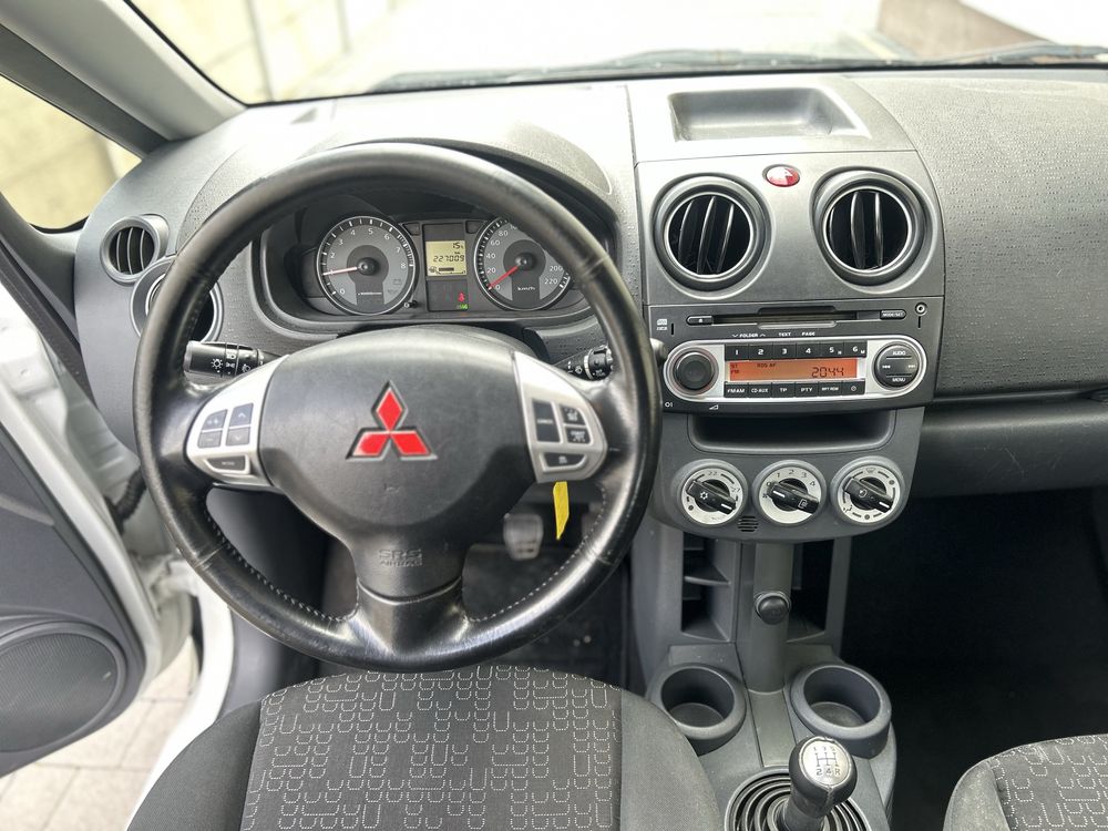 Mitsubishi Colt CZ30