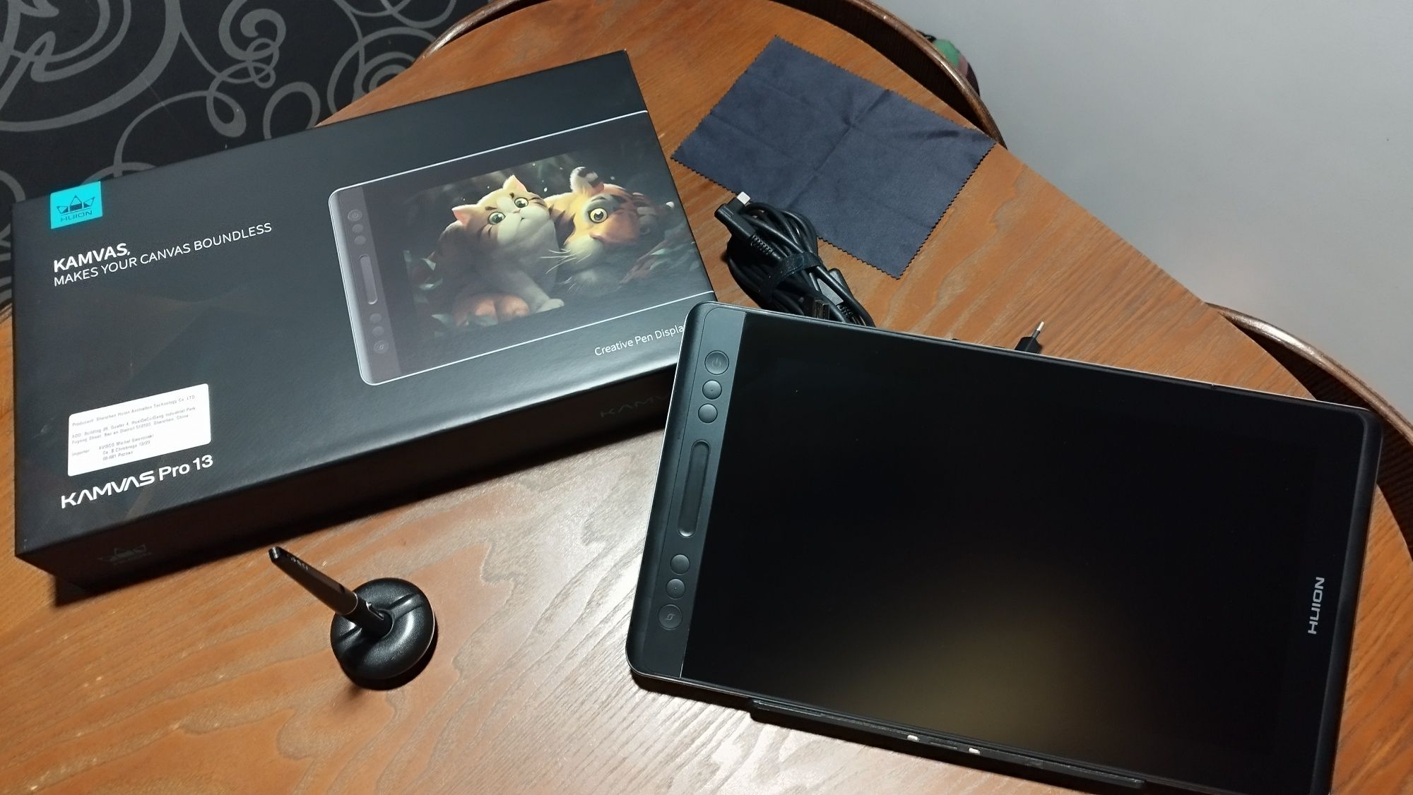 Tablet graficzny HUION Kamvas Pro 13