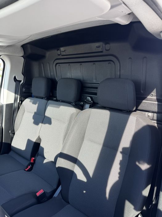 Citroën Berlingo 2021 - muito bem conservada / pronto a usar