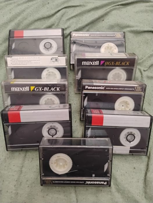 8Kaseta VHS-C 9 sztuk