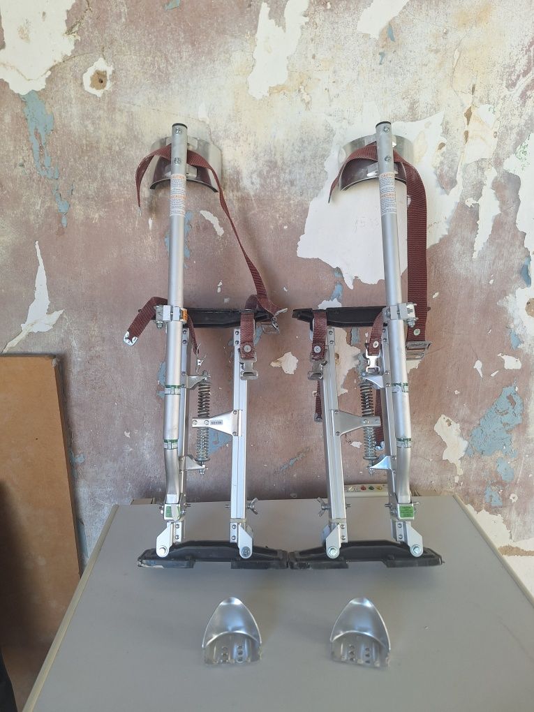 Vendo andas novas. Usadas 1 vez. 110