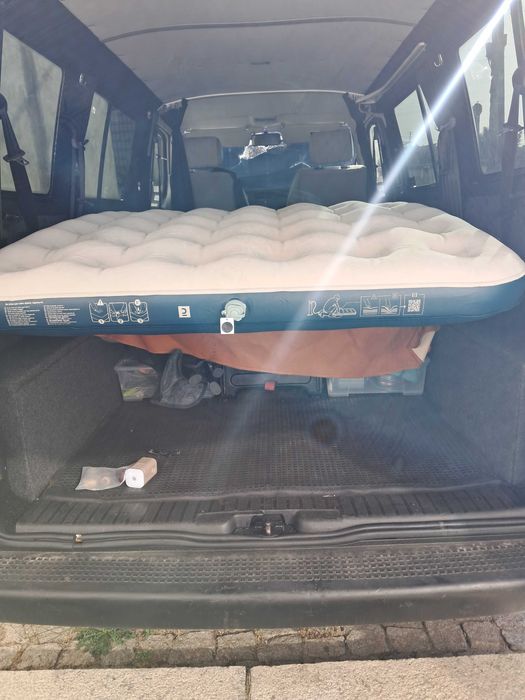 Colchão insuflável Decathlon Air Basic 140 c/ bomba de ar